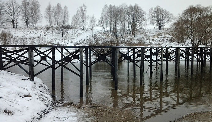 Свайные мосты: надежное решение для преодоления водных преград в Михайловке от 56502 руб